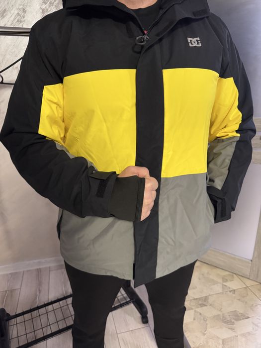 Оригинални мъжки зимни якета Nike,Adidas,DC,Guess,Levi’s,Under Armour,