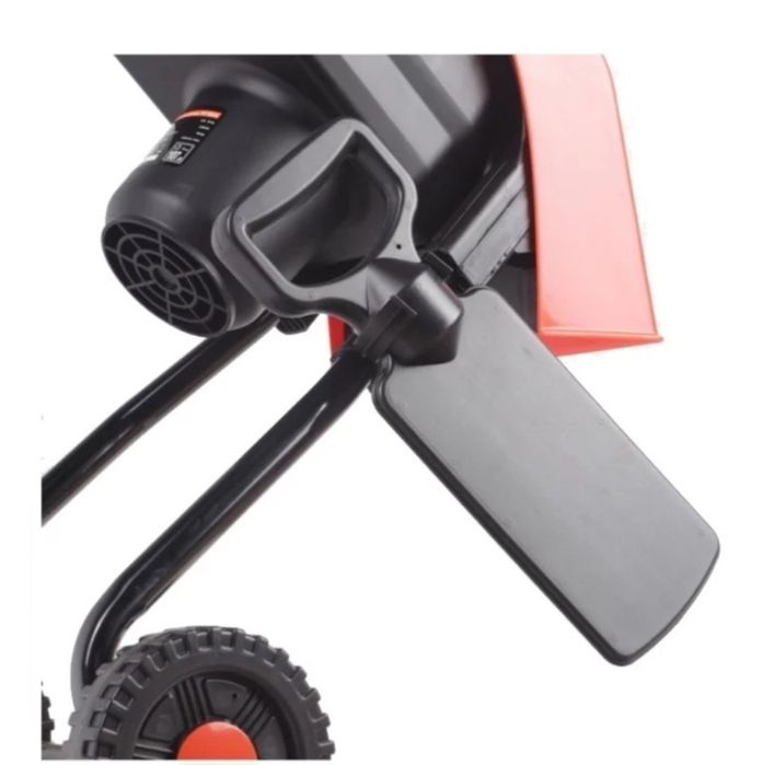 Продам измельчитель садовый