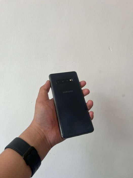 Samsung S10 8/128GB
