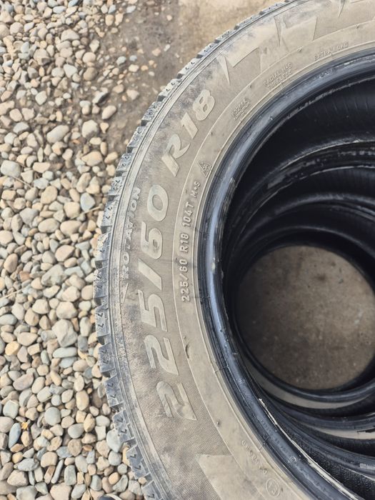 Продам шины зимние