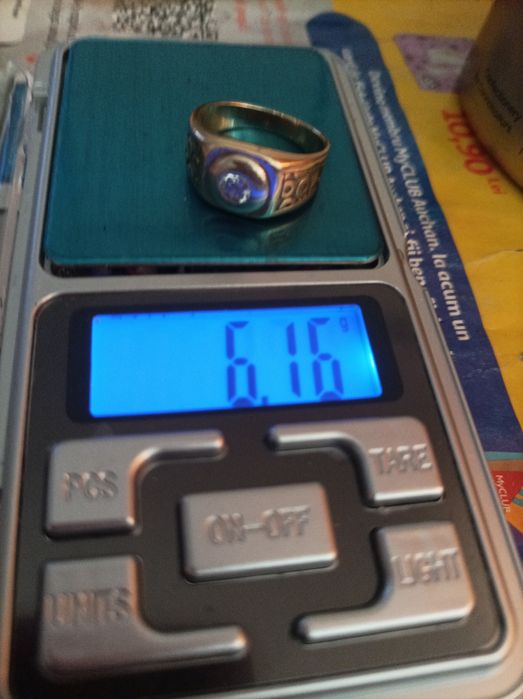 Inel aur model ghiul