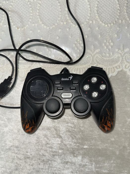 игровой джойстик