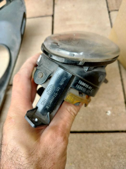 Proiectoare ceata, Capac carlig, Scut bara fata VW Jetta 4 2010-2014