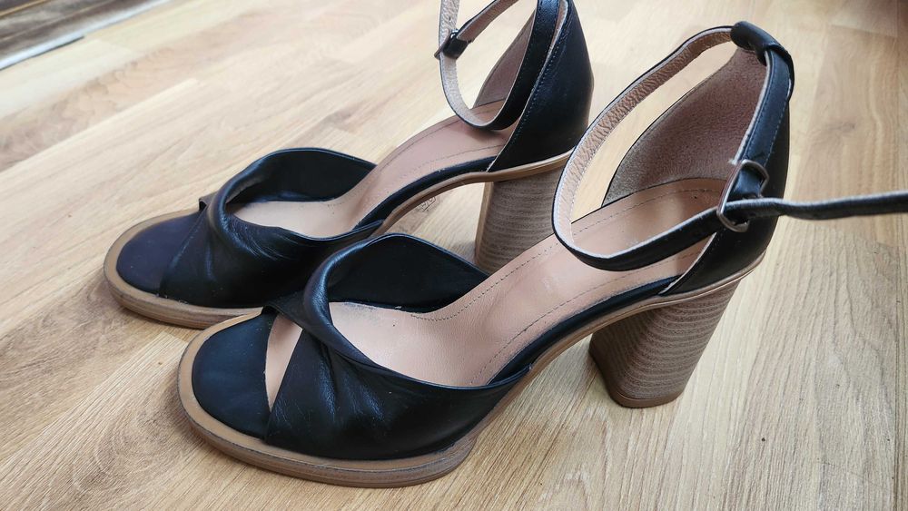 Дамски сандали на ток Galdini