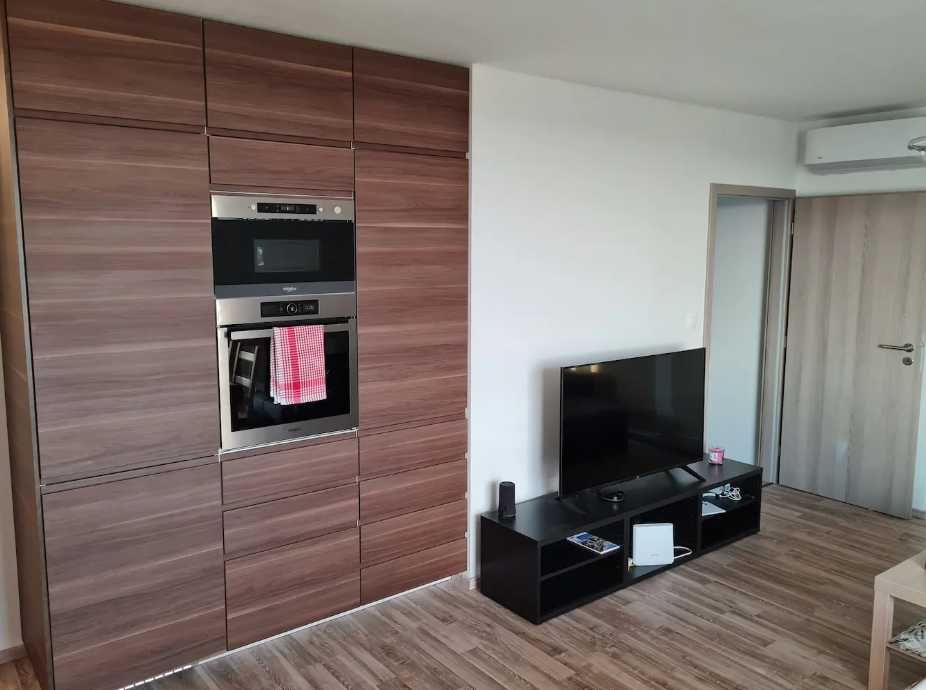 Дава се под наем Двустаен апартамент в Пловдив, Каменица 1 - 66 кв.м за 321.3 € - Снимка #1