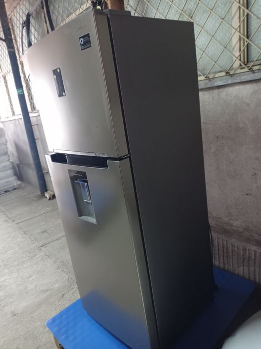 Frigider Combina Samsung RT38FEAADSP cu dozator apa