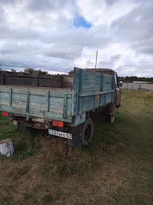 Продам УАЗ бортовой.срочно!