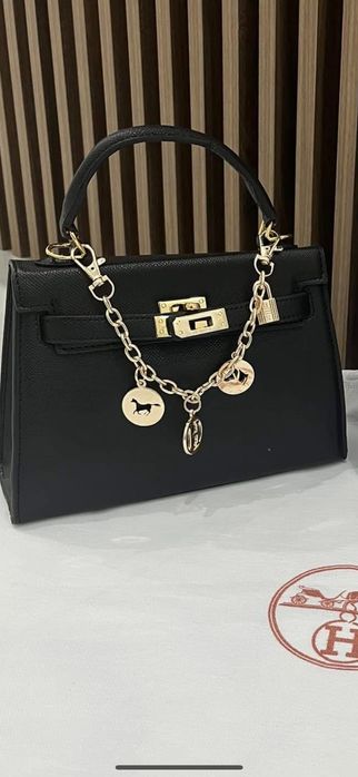 Чанта черна Hermes