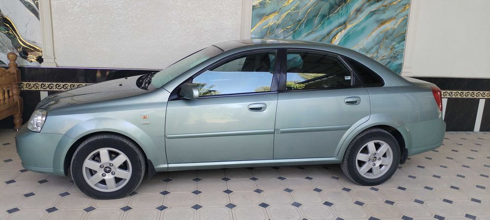 Корейская LACETTI. Состояние отличное! 2,0
