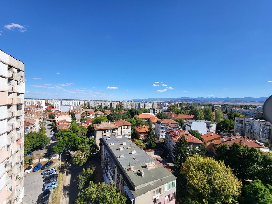 Продава се Многостаен апартамент в Пазарджик, Идеален център - 120 кв.м за 391 €/кв.м - Снимка #9