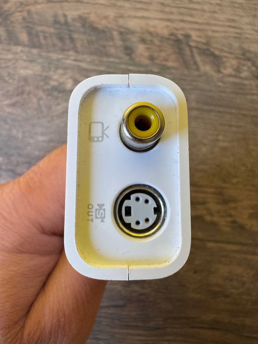 Adaptor Video Original Apple Mini-DVI la S-Video (M9319G/A)