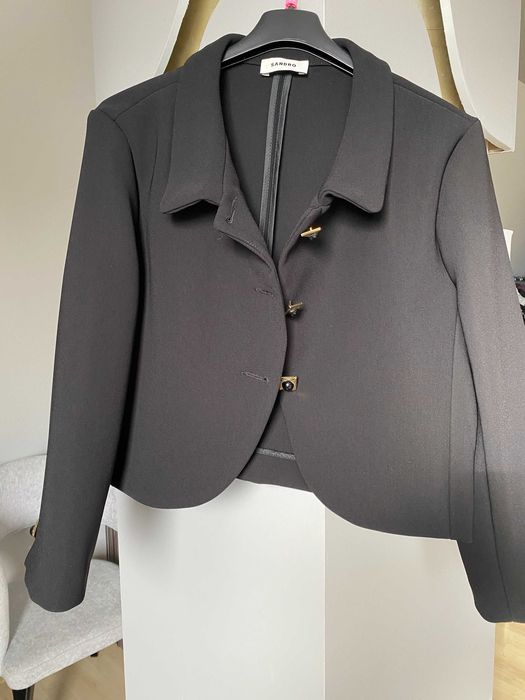 Дамско офицялно сако SANDRO