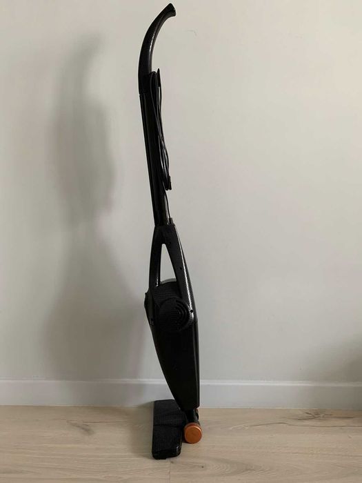 Пылесос ручной вертикальный Dauscher