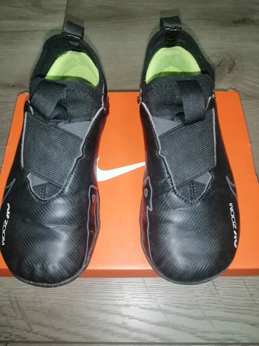 Ghete fotbal Nike Air Zoom marime 31