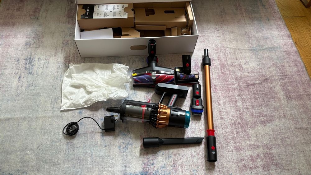 Dyson V16 Piston Animal — надёжный выбор для дома