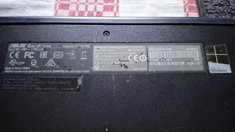Asus book flip TP200s
