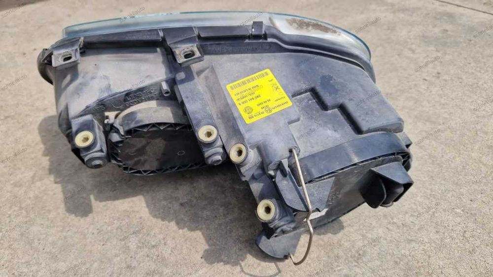 Far dreapta Caddy cod 2K0 941 006 B