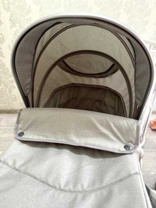 Детская коляска новая