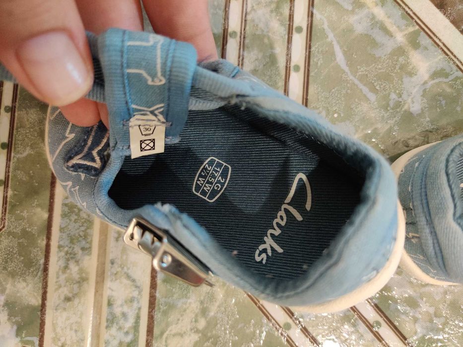 Clarks бебешки обувки