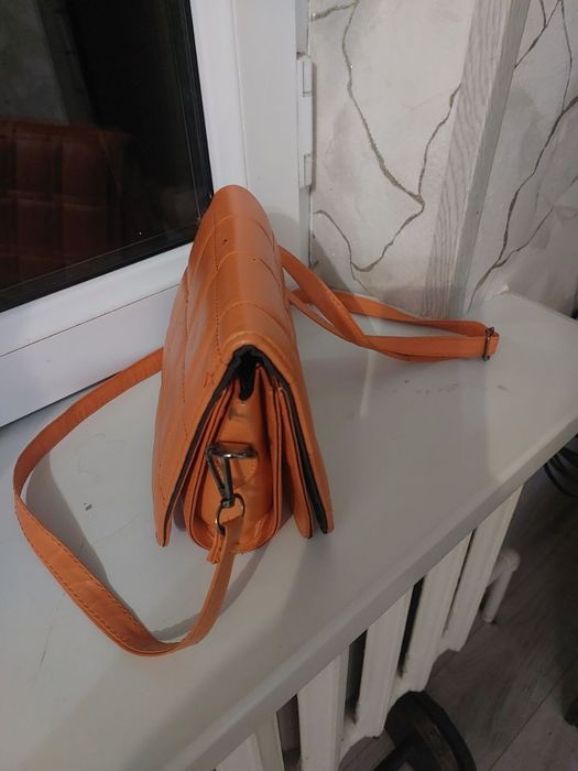 Сумочки  разные жен