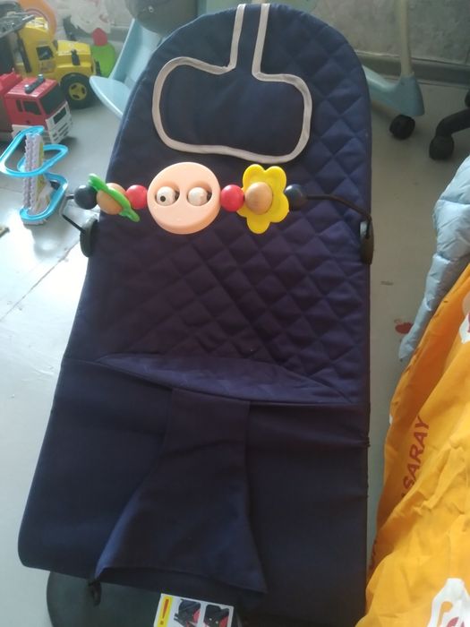 Шезлонг детский б .у