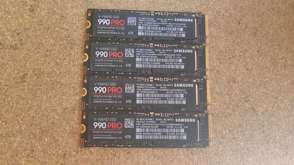 コメント必須★SAMSUNG 990 PRO SSD 4TB PCIe Gen4 Amazon.co.jp: Samsung 990 PRO 4TB PCIe Gen 4.0 x4 (最大転送