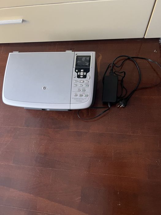 Imprimantă hp photosmart 2570, necesita inlocuirea cartușelor,predare personală sec.5