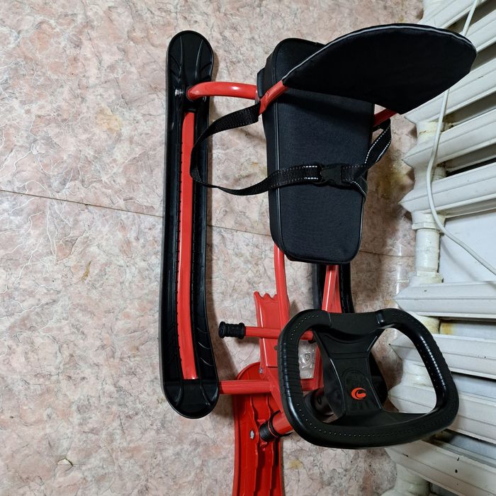 Продам сани и снегокаты