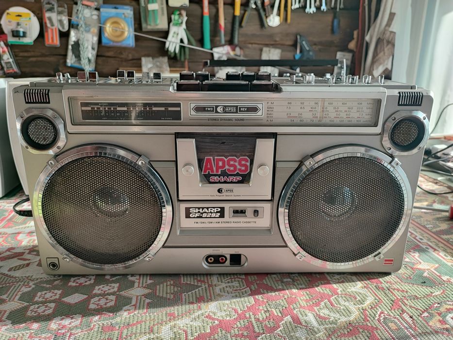 Radiocasetofon SHARP GF-9292X