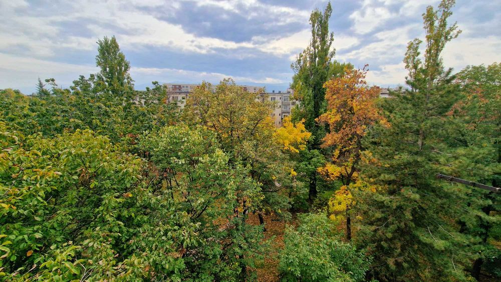 Продава се Тристаен апартамент в Пловдив, Център - 86 кв.м за 1076 €/кв.м - Снимка #3