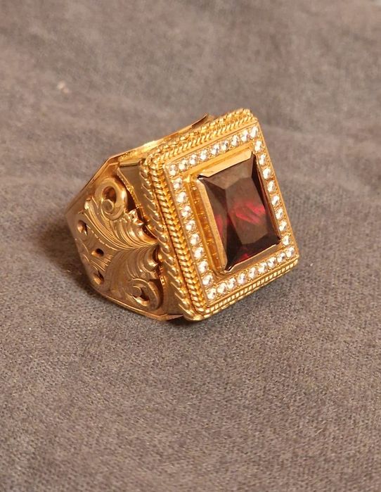 Продам мужскую печатку