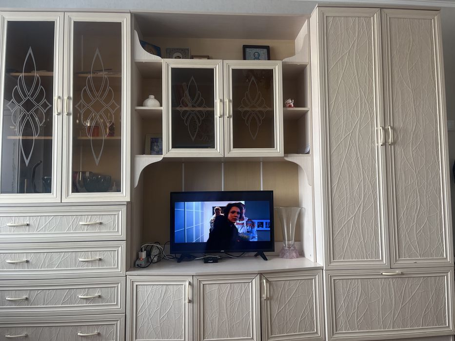 Продам стенку, в хорошем состояние