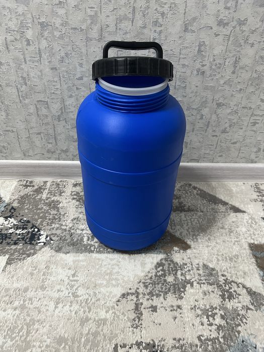 Продам 20 литровую бочку