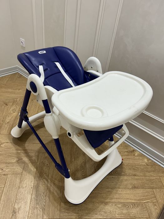 Столик для кормления малыша