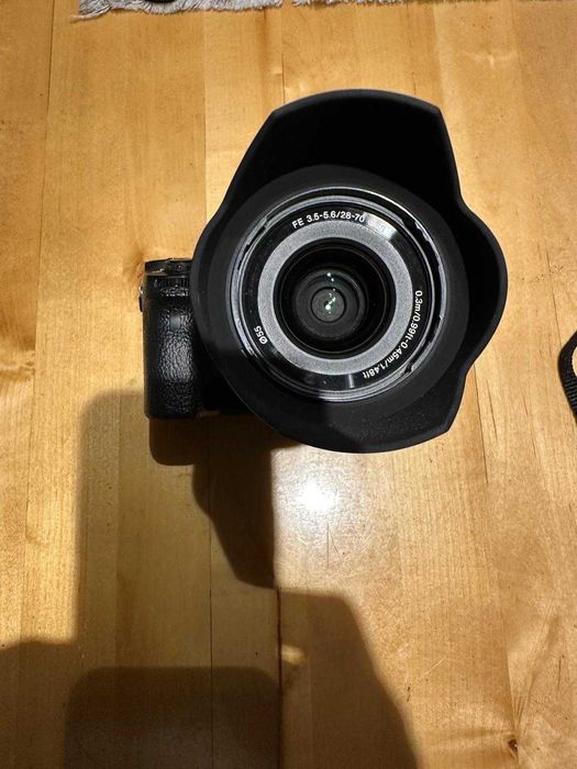 Camera foto DSLR mirorles SONY a7II obiectiv SONY