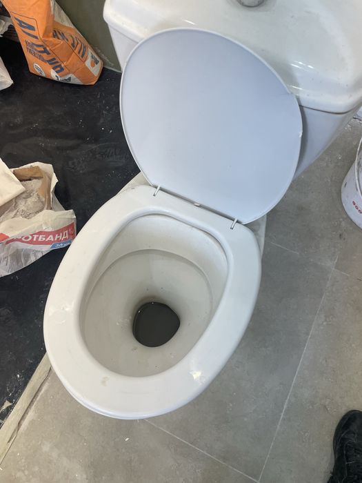 Продам унитаз стройтельный