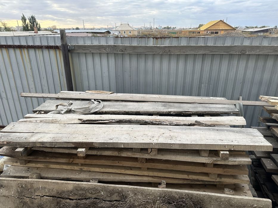 продаются поддоны