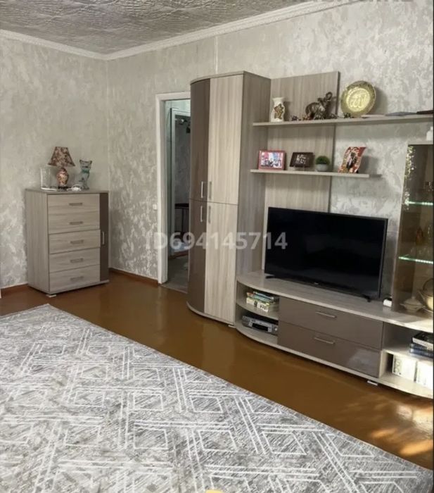 Продам дом в Рабочем поселке с водой