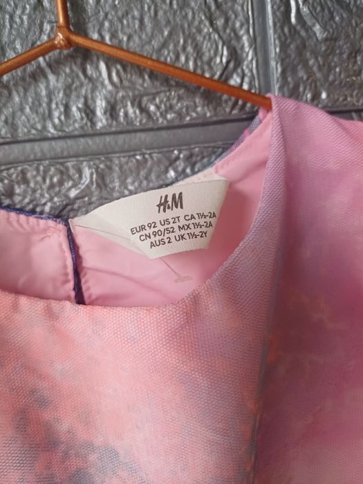 Фирменное шикарное платье h&m