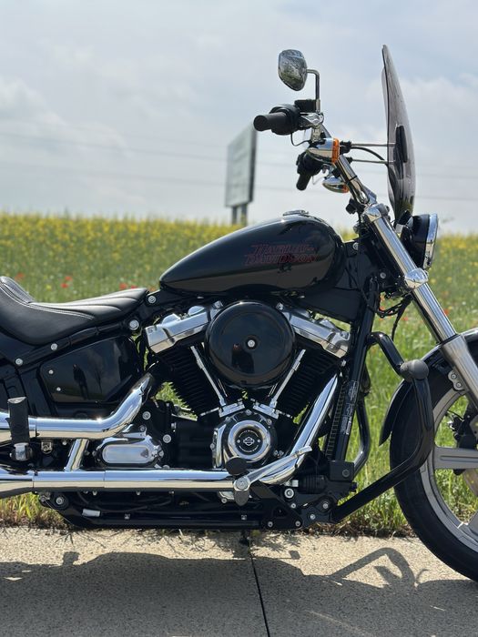 Harley Davidson softail 3 ani garantie .