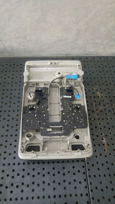 Plafoniera fata audi a6 c7 4g 4g0947135
