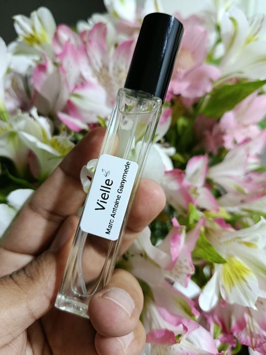 Парфюм эссенциялари.Сифати люкс.