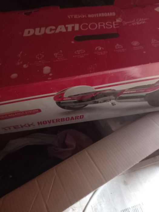 Duccati  nou  skatteboard
