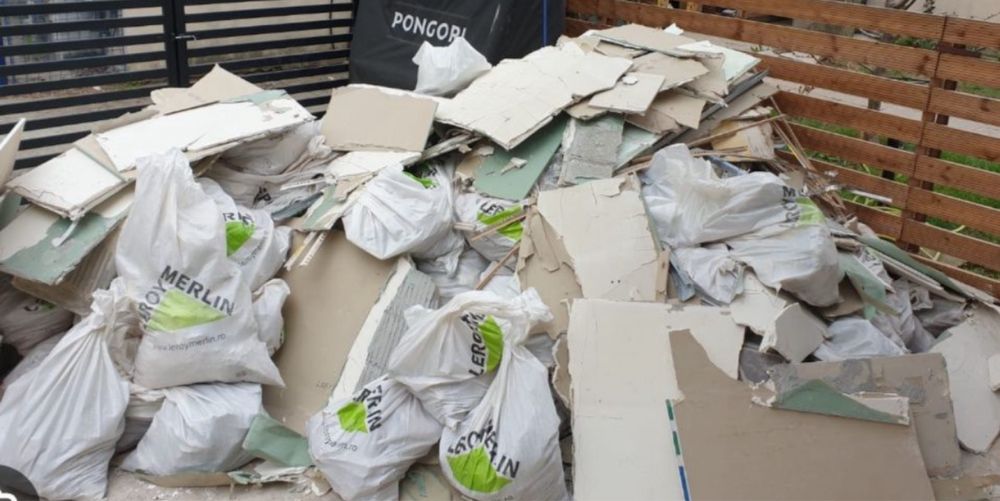 Transport Mobilă/Moloz/Debarasari apartamente