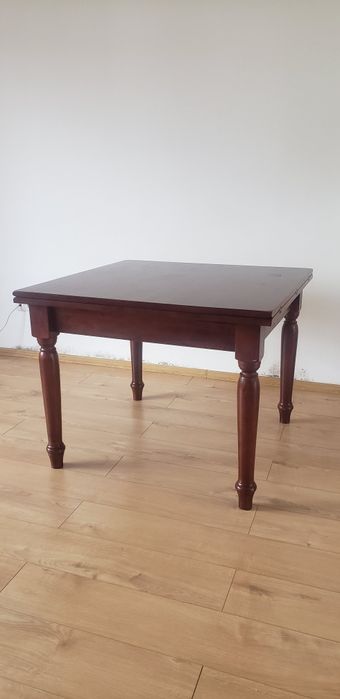 Masă extensibila robustă lemn masiv Bistrita