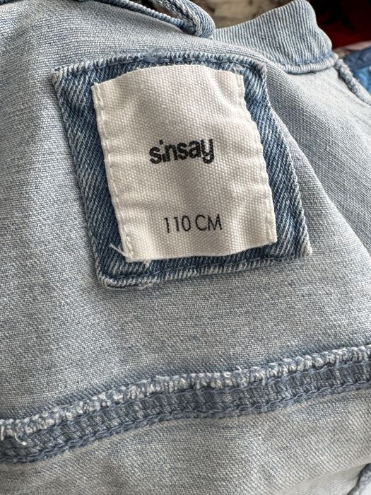 Продам джинсовку на девочку