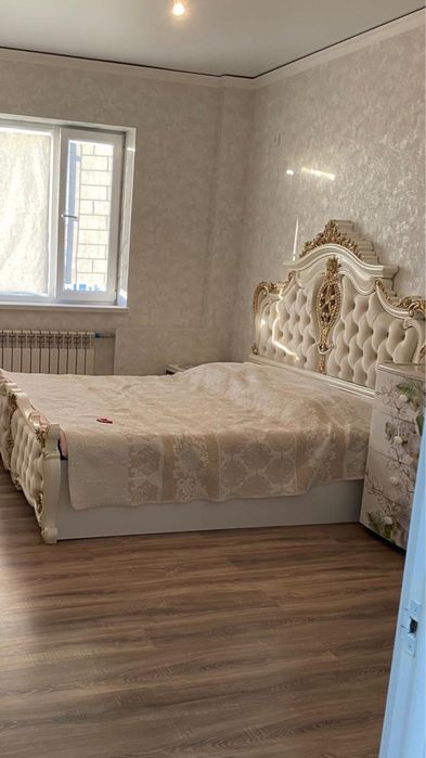 Продается диван для спальный