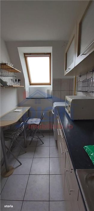 Studio Dr Taberei, metrou, bloc 2005 + boxa