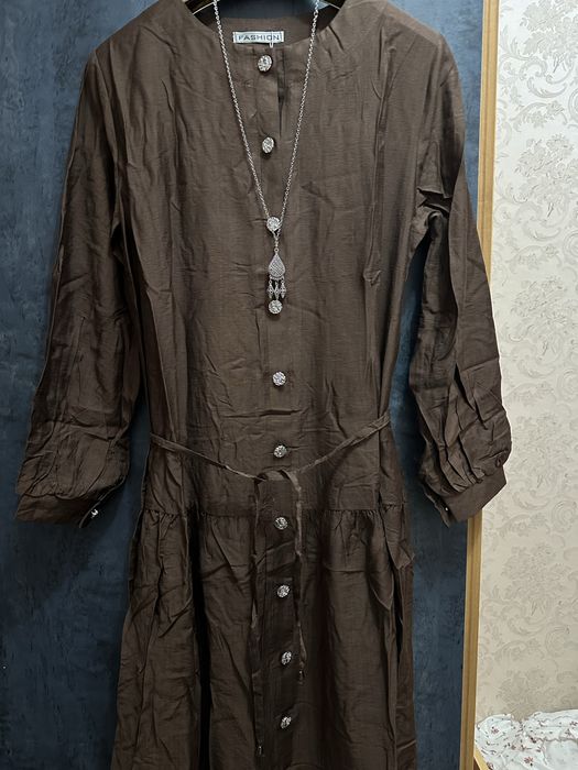 Продам новые платья