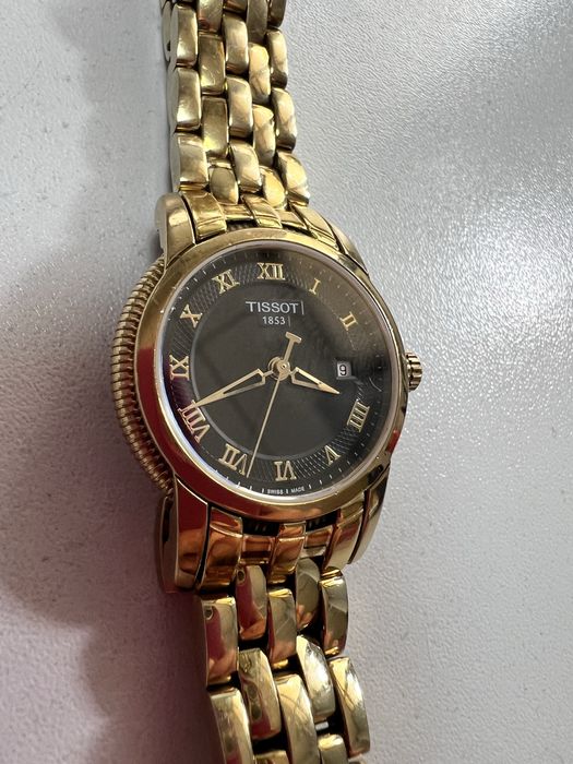 Продам часы Tissot